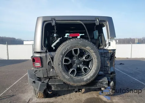 2018 Jeep Wrangler Jk Unlimited Altitude 4X4 z USA, uszkodzony, nr VIN 1C4BJWEG6JL805824